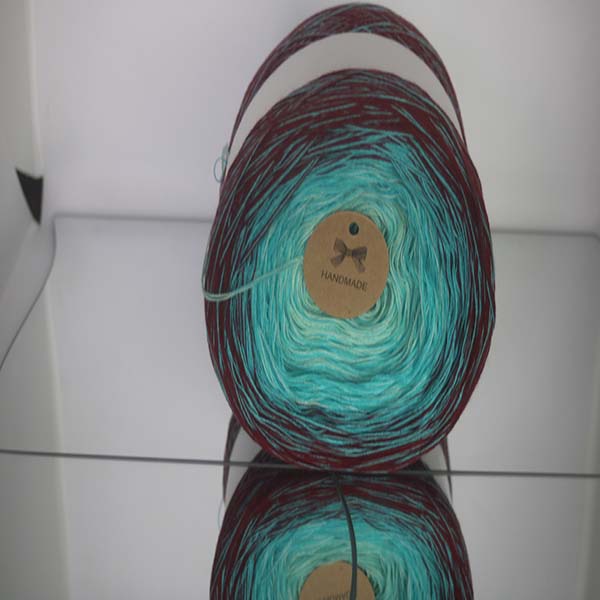 Produit Cake Pelote de laine ref: CL N°C14