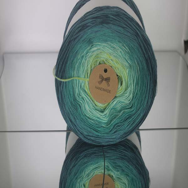 Produit Cake Pelote de laine ref: CL N°C7