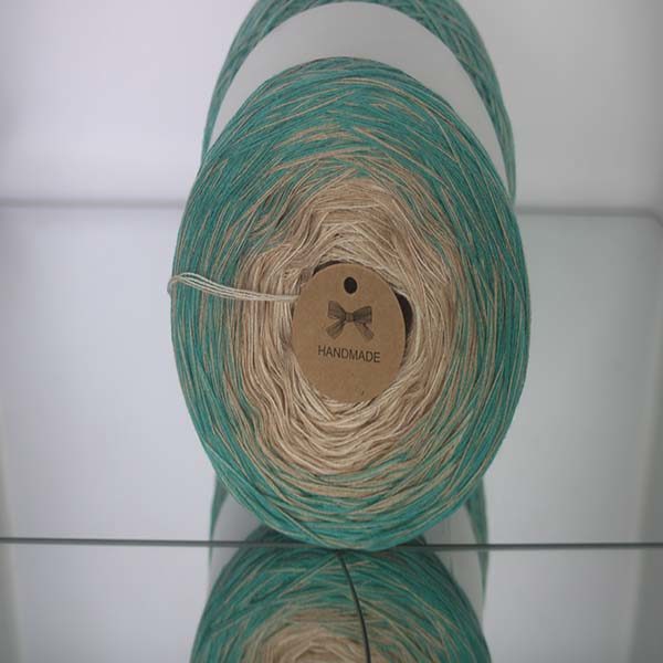 Produit Cake Pelote de laine ref: CL N°C22