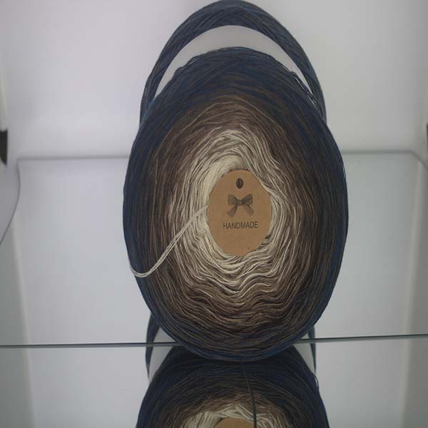 Produit Cake Pelote de laine ref: CL N°C28