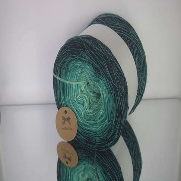 Produit Cake Pelote de laine ref: CL N°C32
