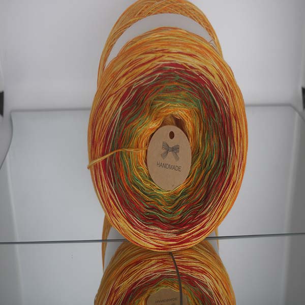 Produit Cake Pelote de laine ref: CL N°E8