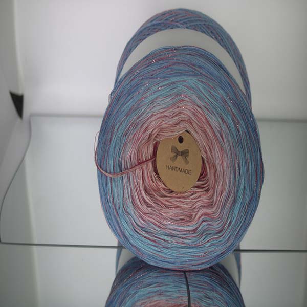 Produit Cake Pelote de laine ref: CL N°E1