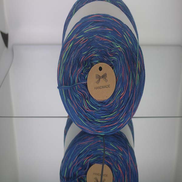 Produit Cake Pelote de laine ref: CL N°CO1