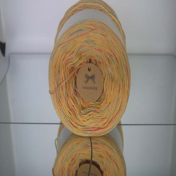 Produit Cake Pelote de laine ref: CL N°CO2