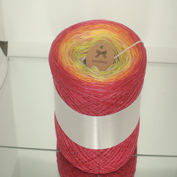 Produit Cake Pelote de laine ref: CL N°E3