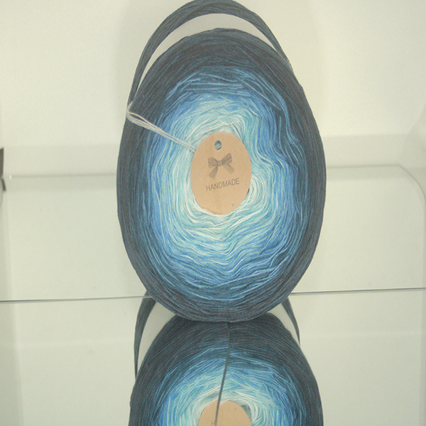 Produit Cake Pelote de laine dégradée ref: CL N°C43